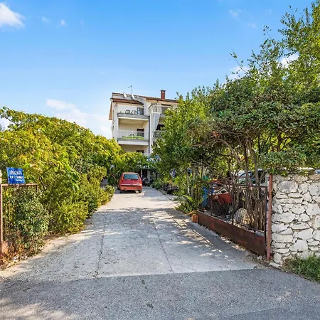 Apartment Awesome In With Wifi Sibenik