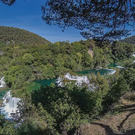 Awesome In With Wifi Sibenik