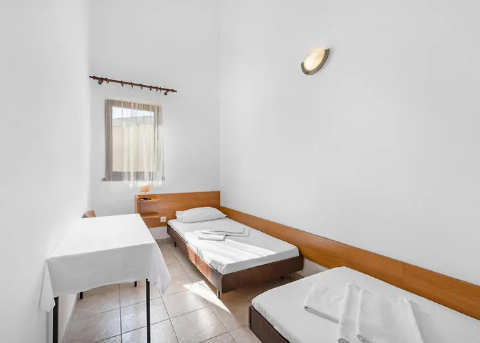 Appartement Awesome In With Wifi *